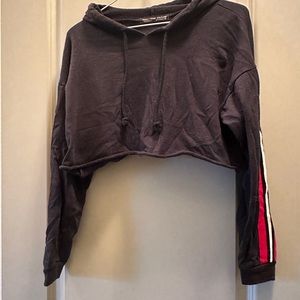 Cropped hoodie
